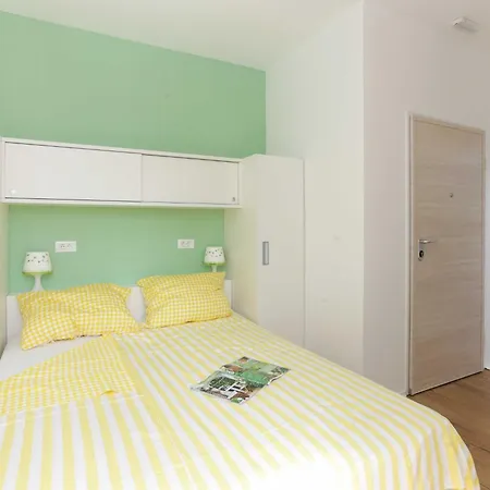 Karmen - One-bedroom With Terrace Olive * Dubrovnik